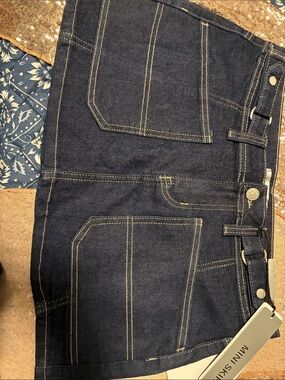 Kohl's Dark Rinse Denim Skirt